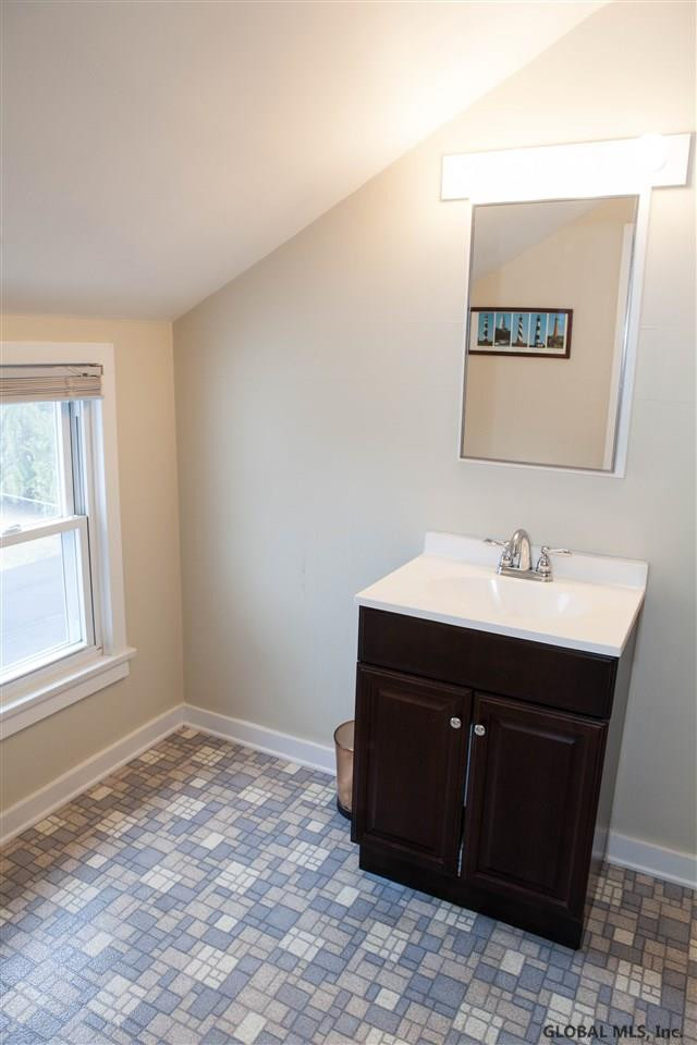 25 Overidge Road Colonie, NY 12110 - Photo 15 of 23 Photo 15