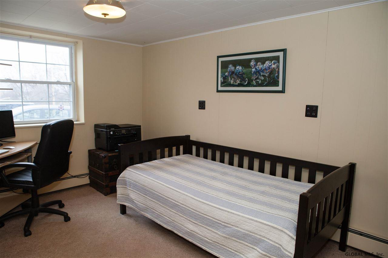 25 Overidge Road Colonie, NY 12110 - Photo 20 of 23 Photo 20