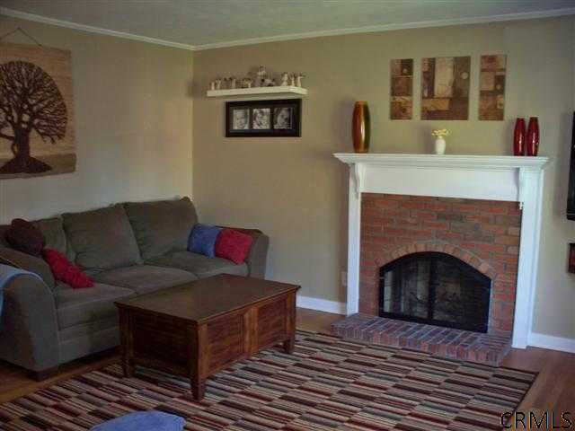 14 Wellington Road Bethlehem, NY 12054 - Photo 3 of 15 Photo 3