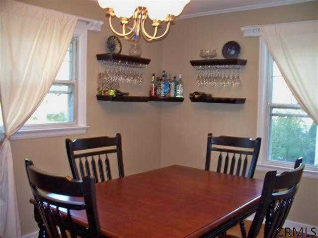 14 Wellington Road Bethlehem, NY 12054 - Photo 4 of 15 Photo 4