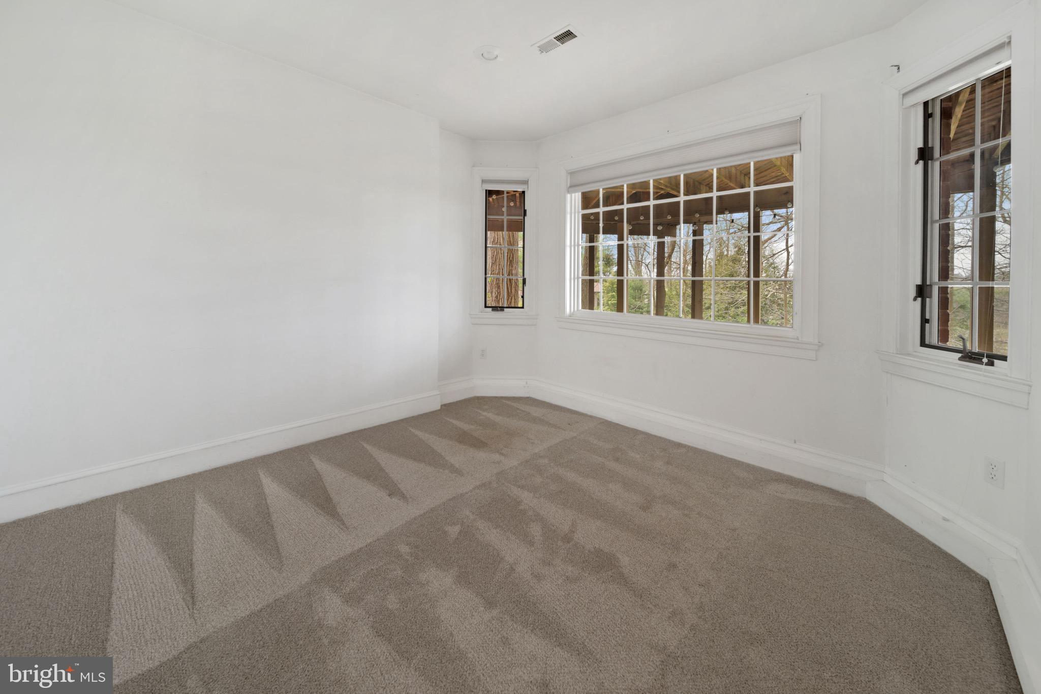 1086 Long Valley Road Westminster, MD 21158 - Photo 30 of 41 Gallery Image 30