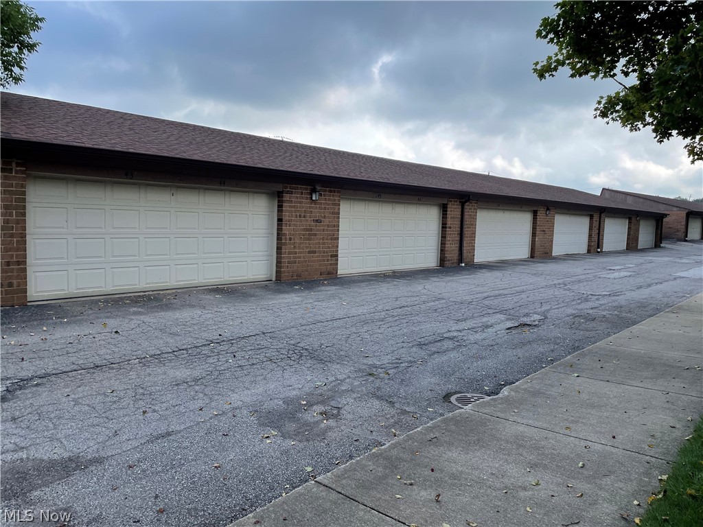 22950 Mastick Road, Unit 202 Cleveland, OH 44126 - Photo 24 of 24