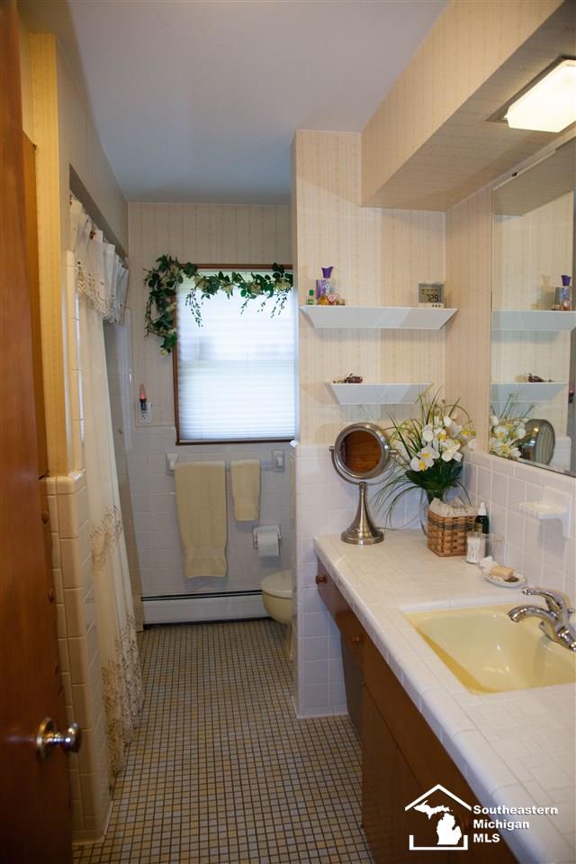 10487 Grafton Road Carleton, MI 48117 - Photo 42 of 54 31352619-41.JPG