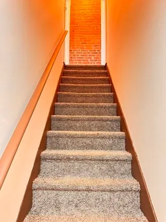 $1,895 | 121 Newton Street, Unit 1, Holyoke, MA 01040