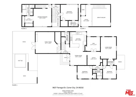 a black and white photo of a living room