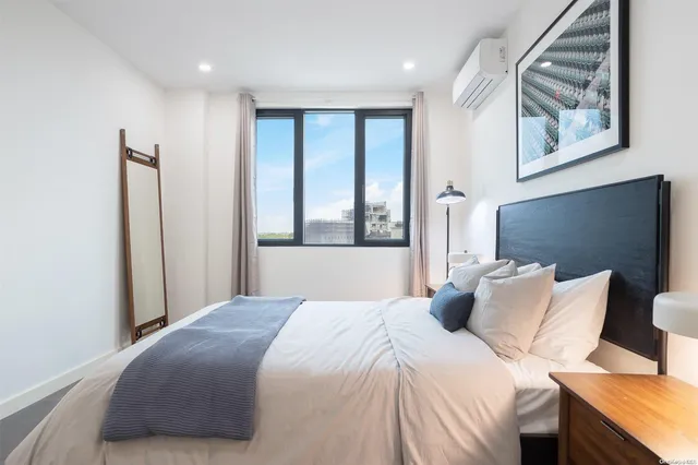$738,000 | 124-28 Queens Boulevard, Unit 13A | Kew Gardens