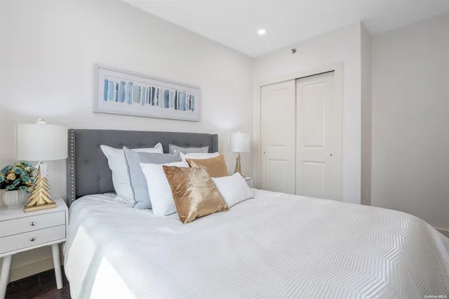 $738,000 | 124-28 Queens Boulevard, Unit 13A | Kew Gardens