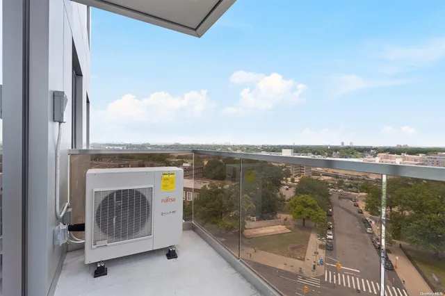 $738,000 | 124-28 Queens Boulevard, Unit 13A | Kew Gardens