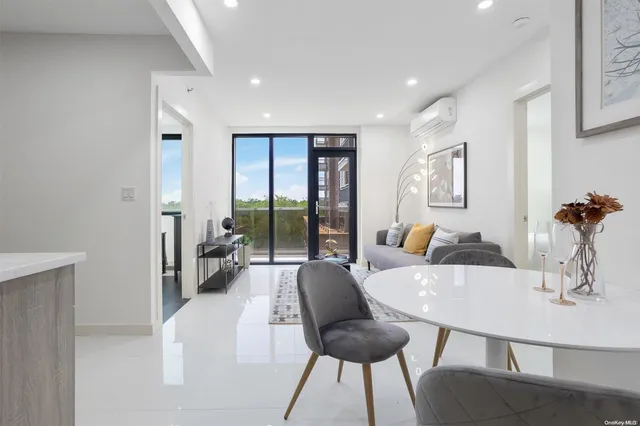 $738,000 | 124-28 Queens Boulevard, Unit 13A | Kew Gardens