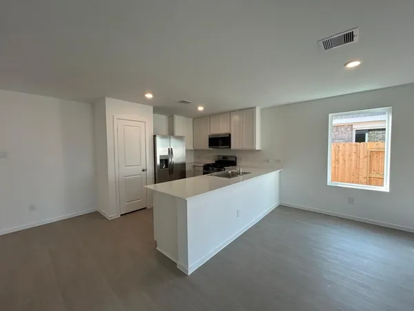 $1,995 | 9215 Speckled Trout Drive, Baytown, TX 77521