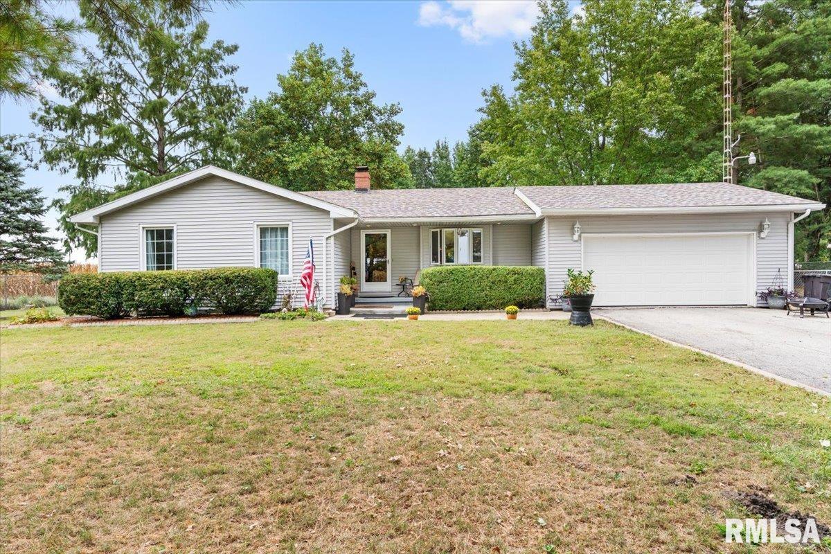 5810 Maxheimer Road Rochester, IL 62563 - Photo 1 of 42 Gallery Image 1