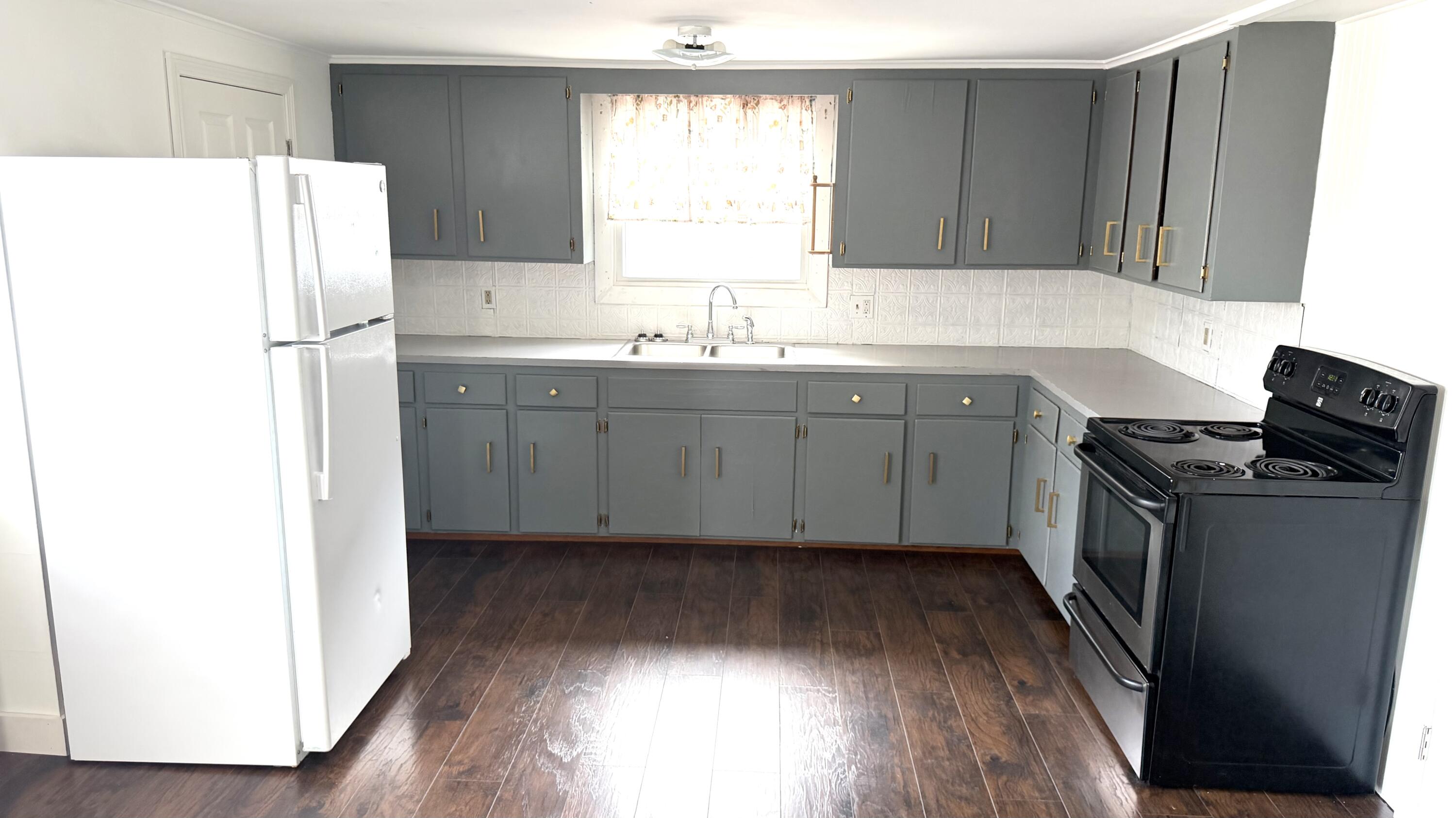 151 Rideout Street Waterville, ME 04901 - Photo 6 of 24 Kitchen