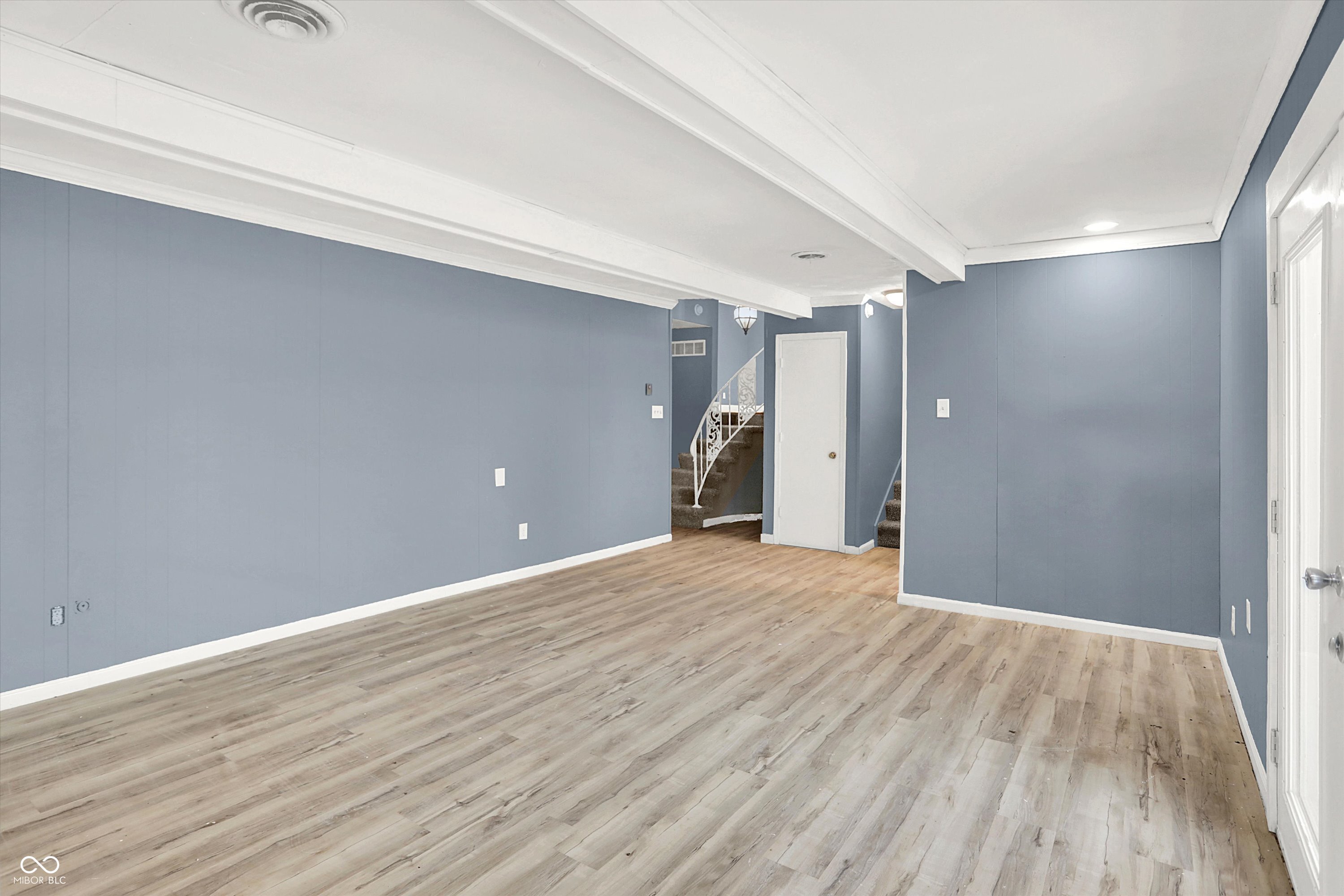 826 Yorkshire Road Anderson, IN 46012 - Photo 17 of 44