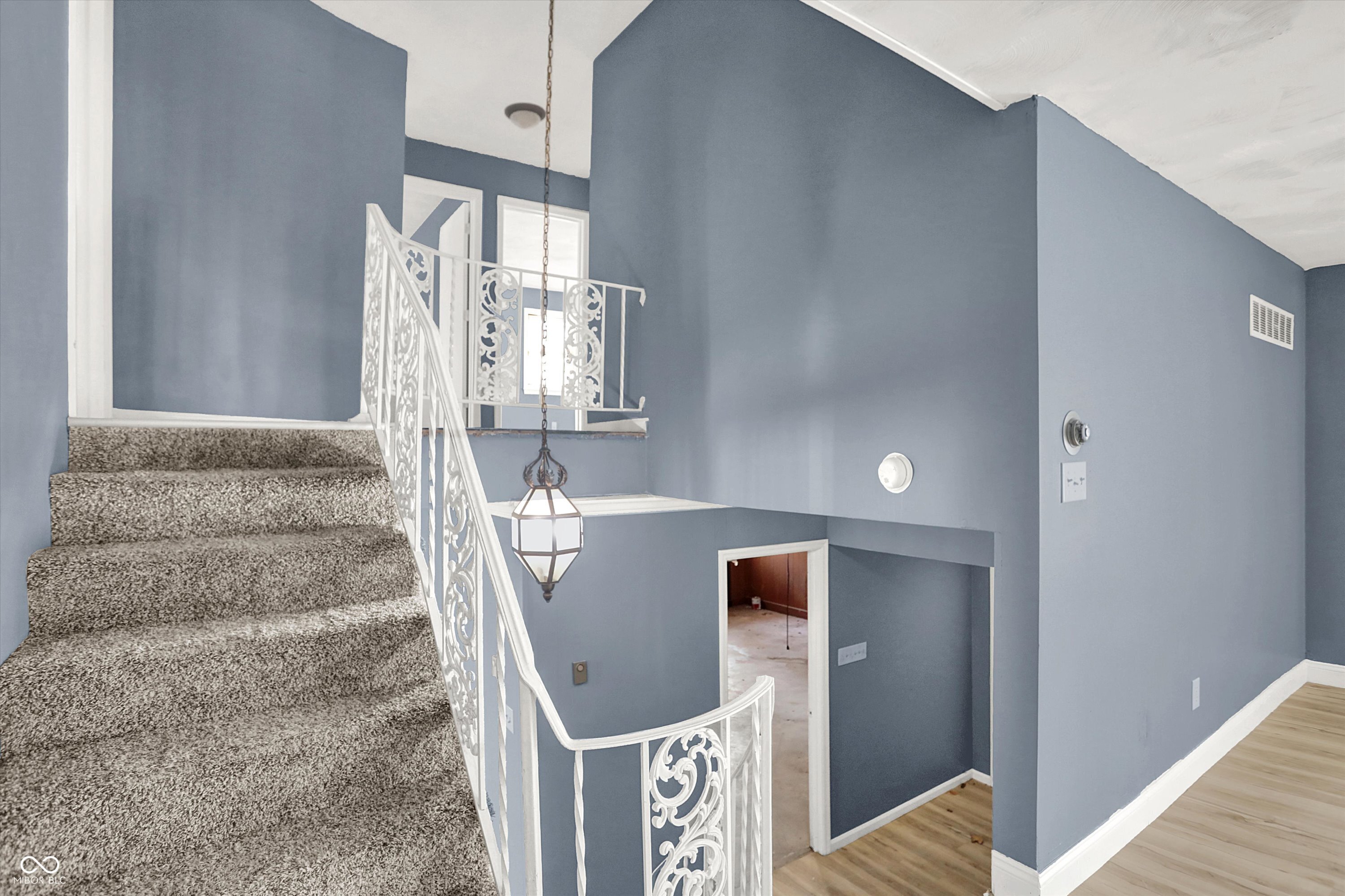 826 Yorkshire Road Anderson, IN 46012 - Photo 26 of 44