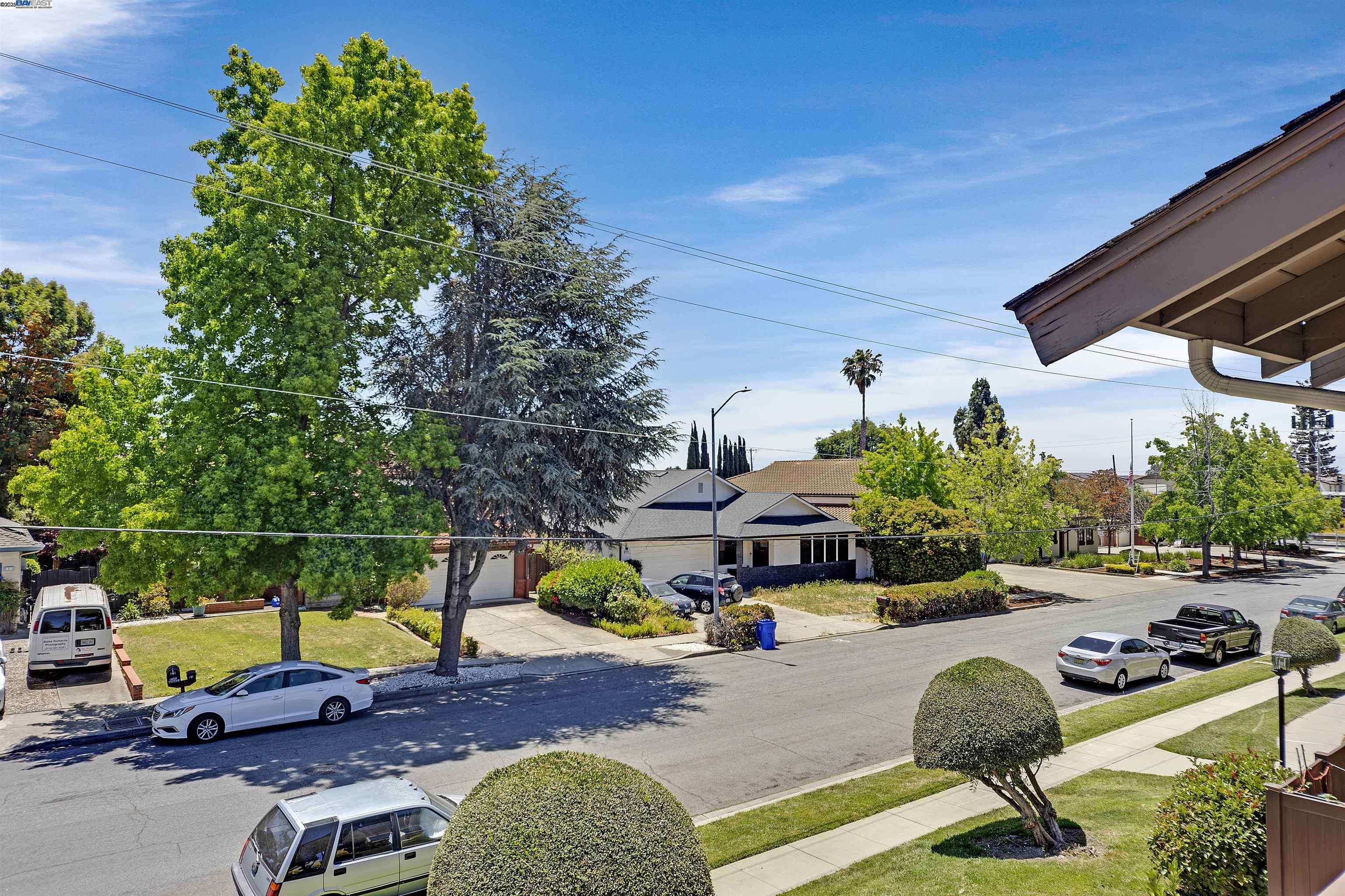 136 Hackamore Lane Fremont, CA 94539 - Photo 4 of 38