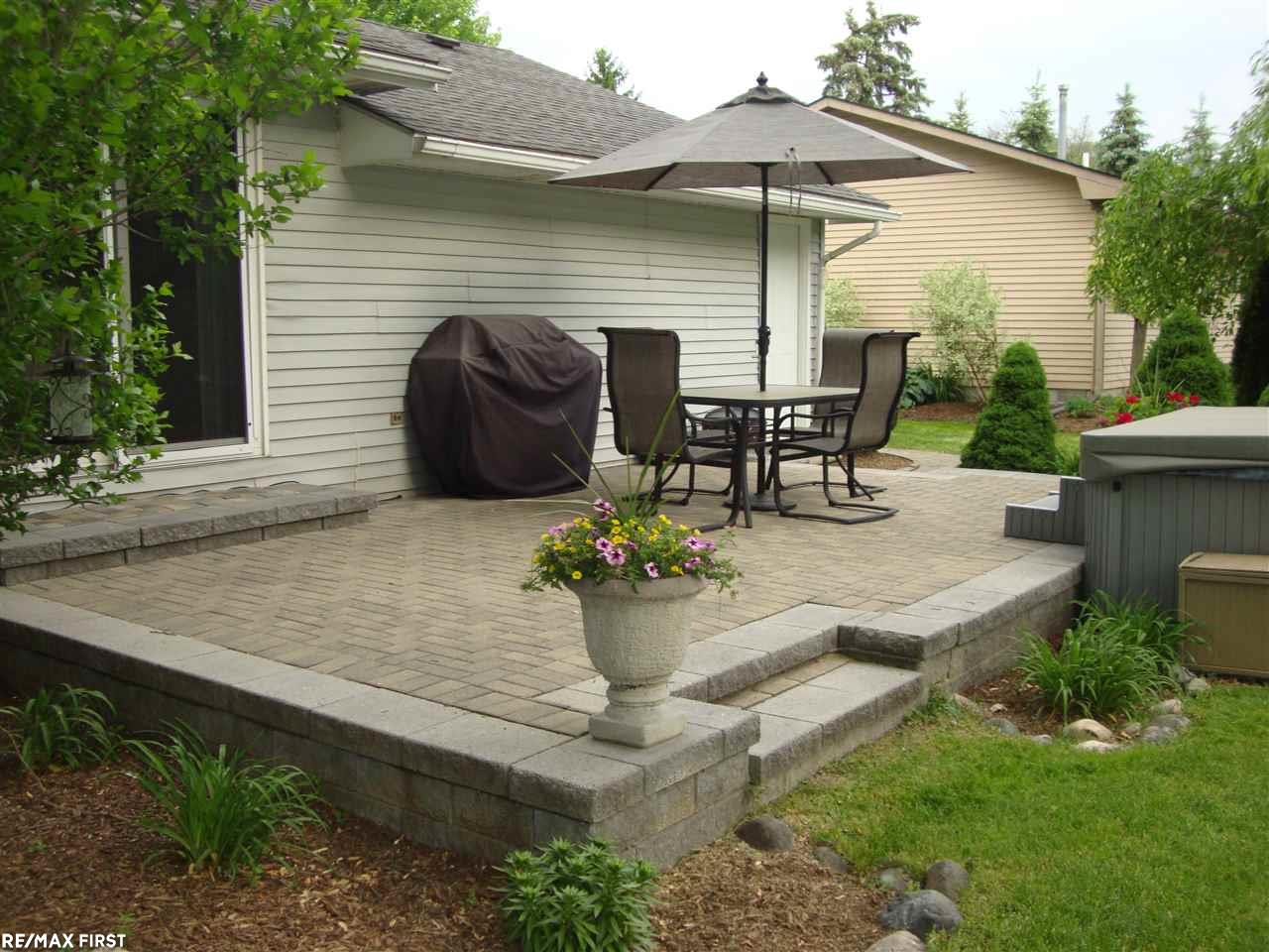 2736 Dearborn Avenue Rochester Hills, MI 48309 - Photo 15 of 23