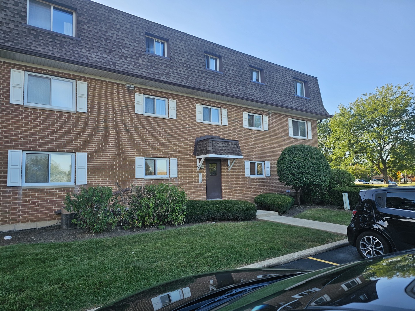 1903 West Golf Road, Unit 1B Mount Prospect, IL 60056 - Photo 23 of 30 Gallery Image 23