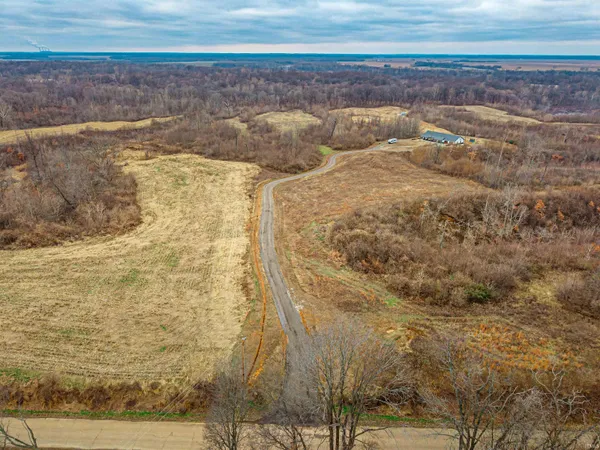 $191,000 | 6063 North Old US Highway 41, Hazleton, IN 47640