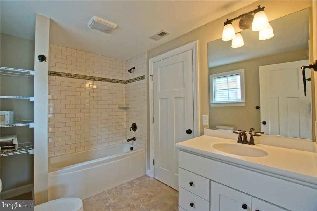 340 Savannah Road, Unit 1 Lewes, DE 19958 - Photo 14 of 25 Gallery Image 14