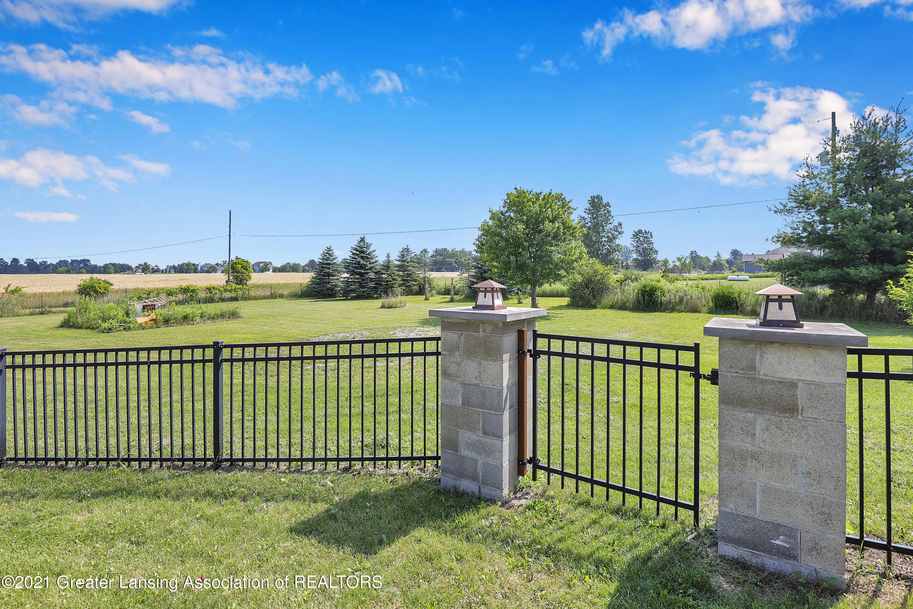 3074 Rolfe Road Mason, MI 48854 - Photo 7 of 42 Fantastic fencing