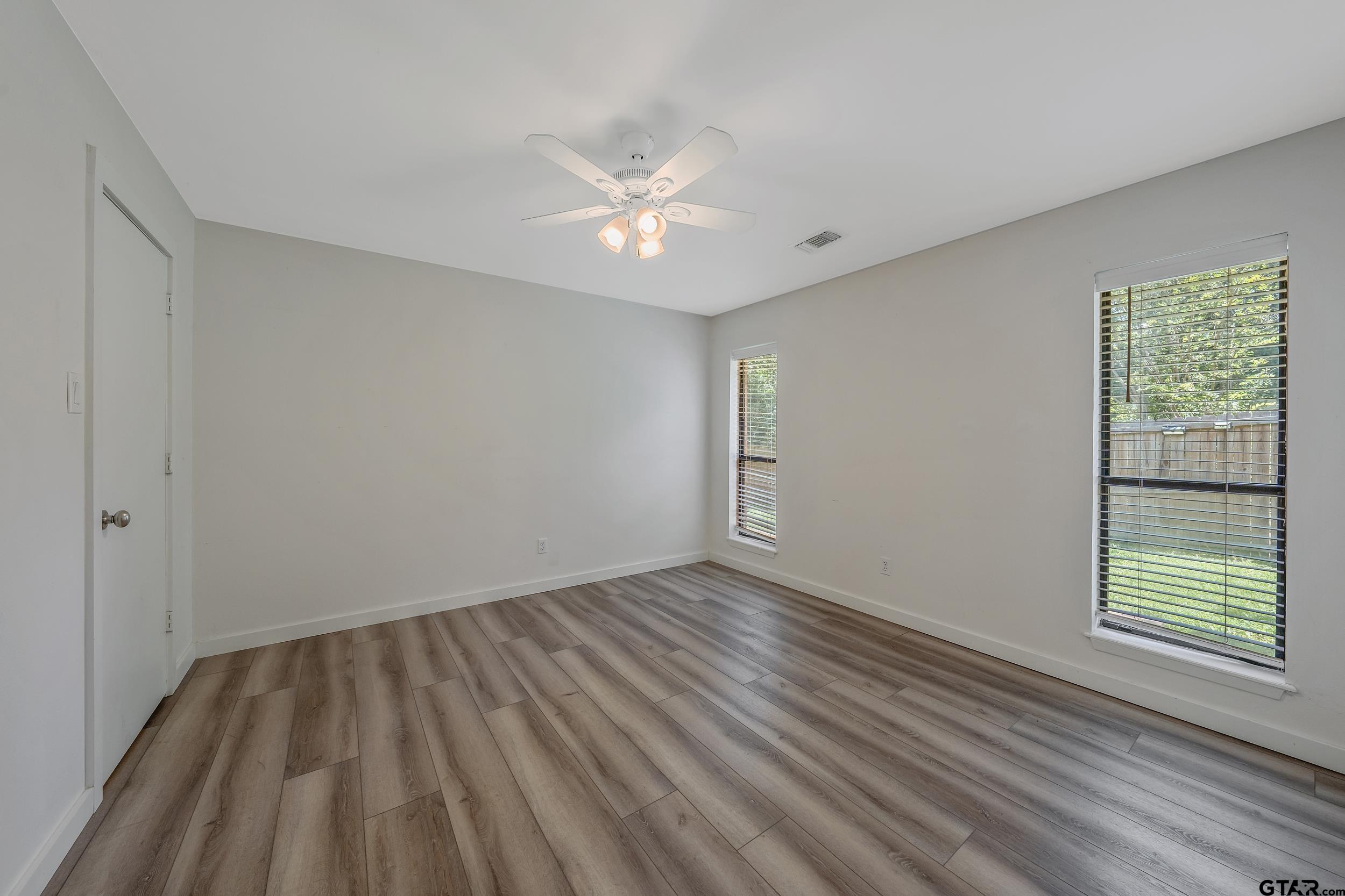 607 Northgate Road Hideaway, TX 75771 - Photo 15 of 35