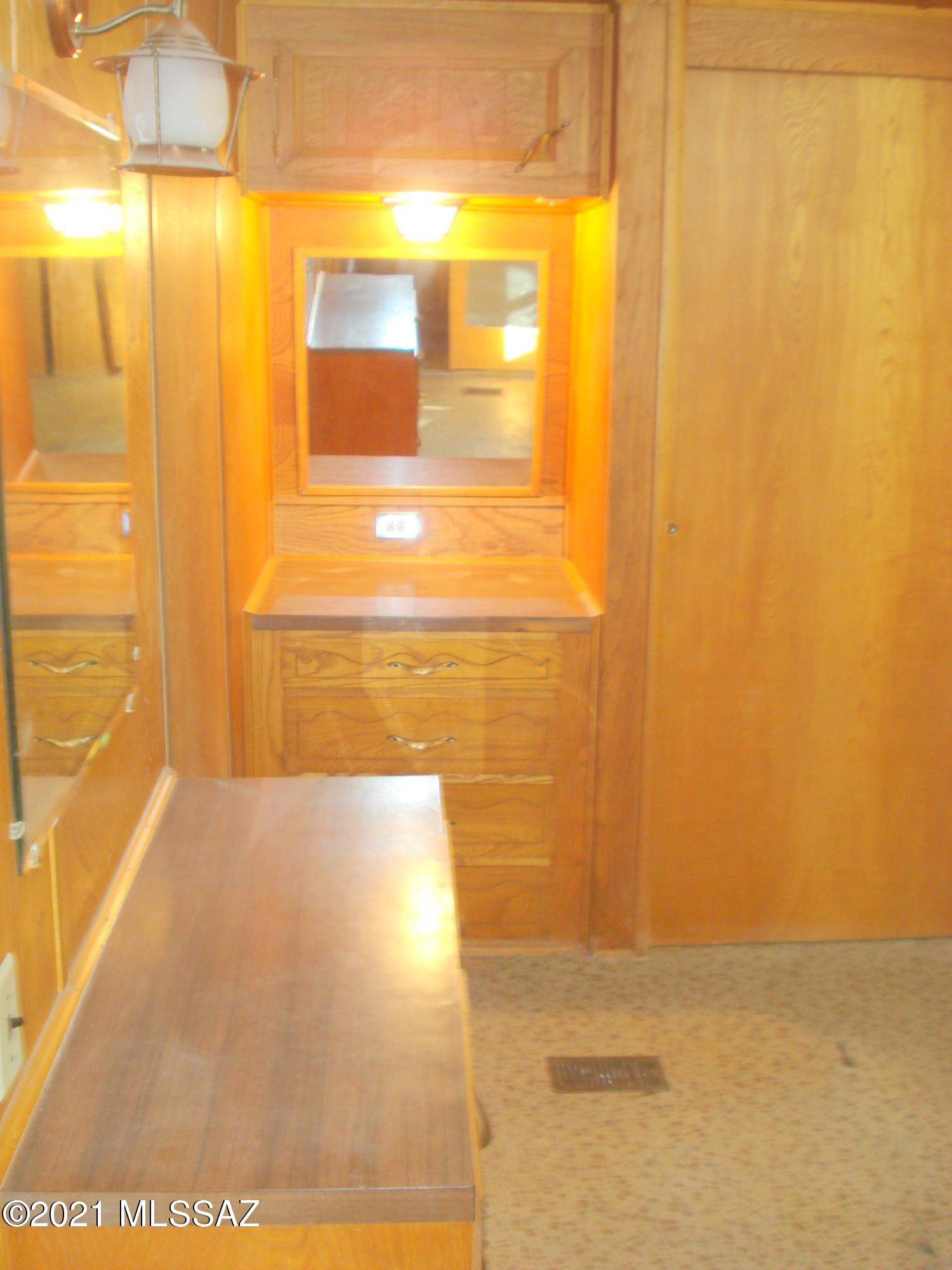5841 West Box R Street Tucson, AZ 85713 - Photo 13 of 20 DSC08298