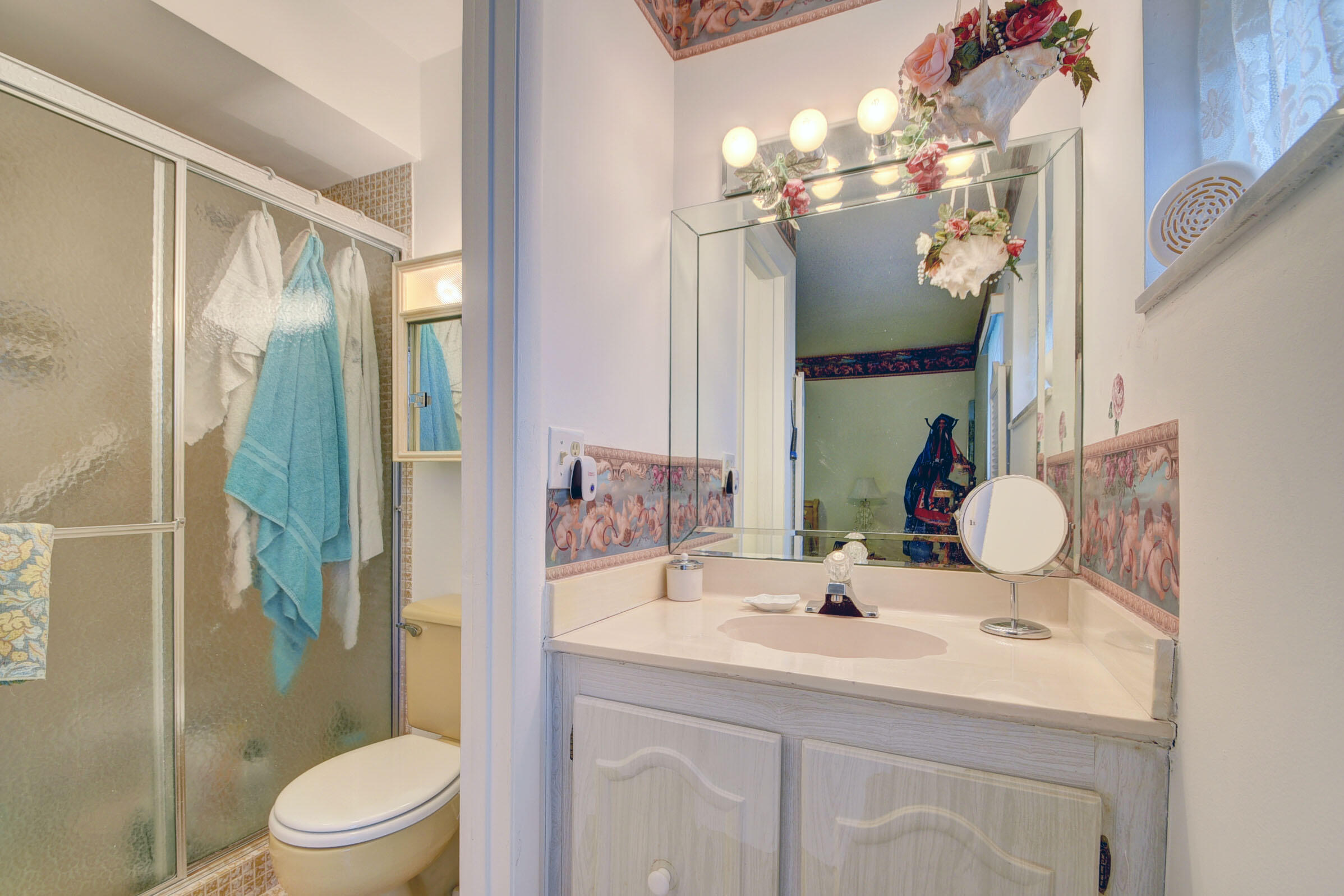 330 Cape Cod Circle, Unit B Lake Worth, FL 33467 - Photo 10 of 26 10_apartment (10)