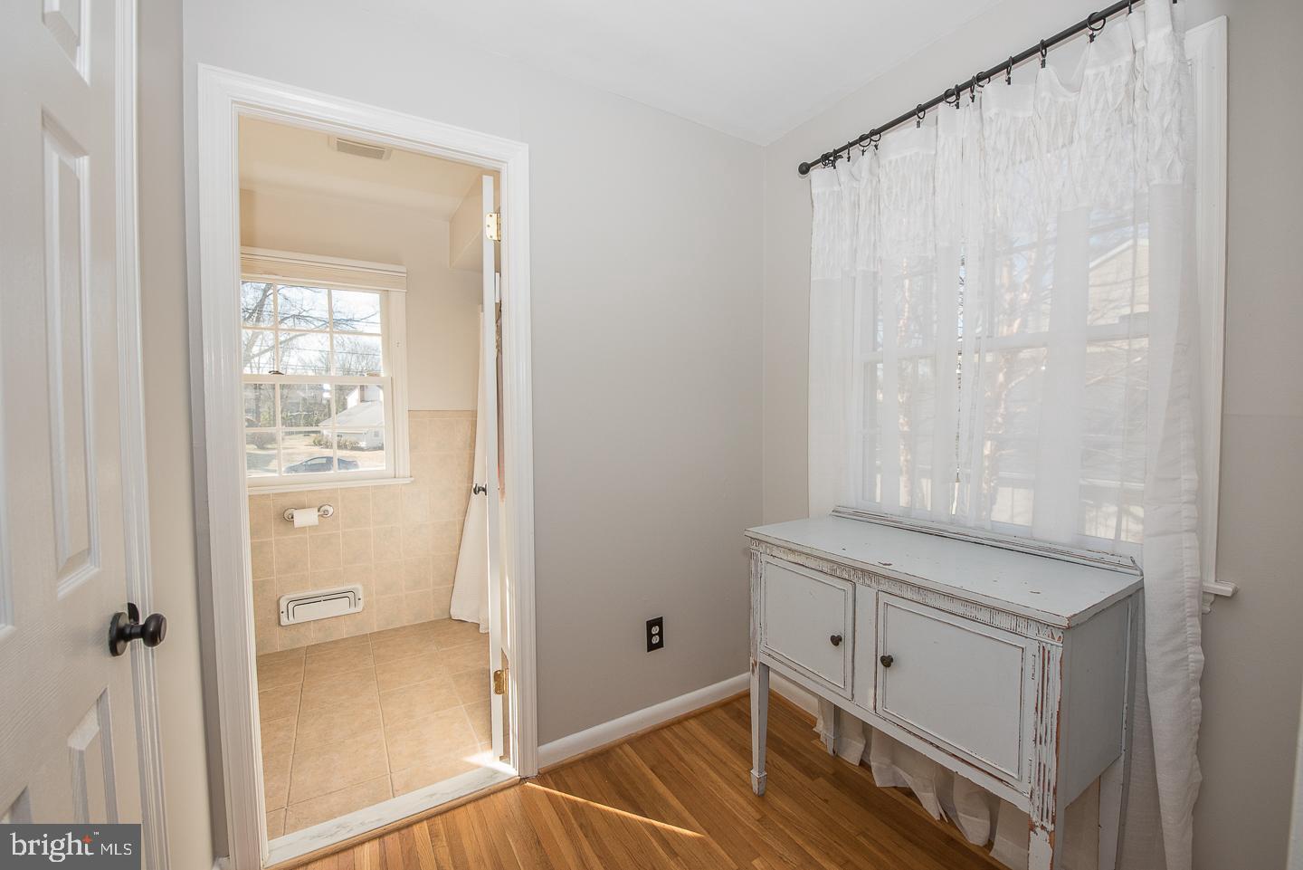 430 Pelham Road Cherry Hill, NJ 08034 - Photo 15 of 30 Dressing Area