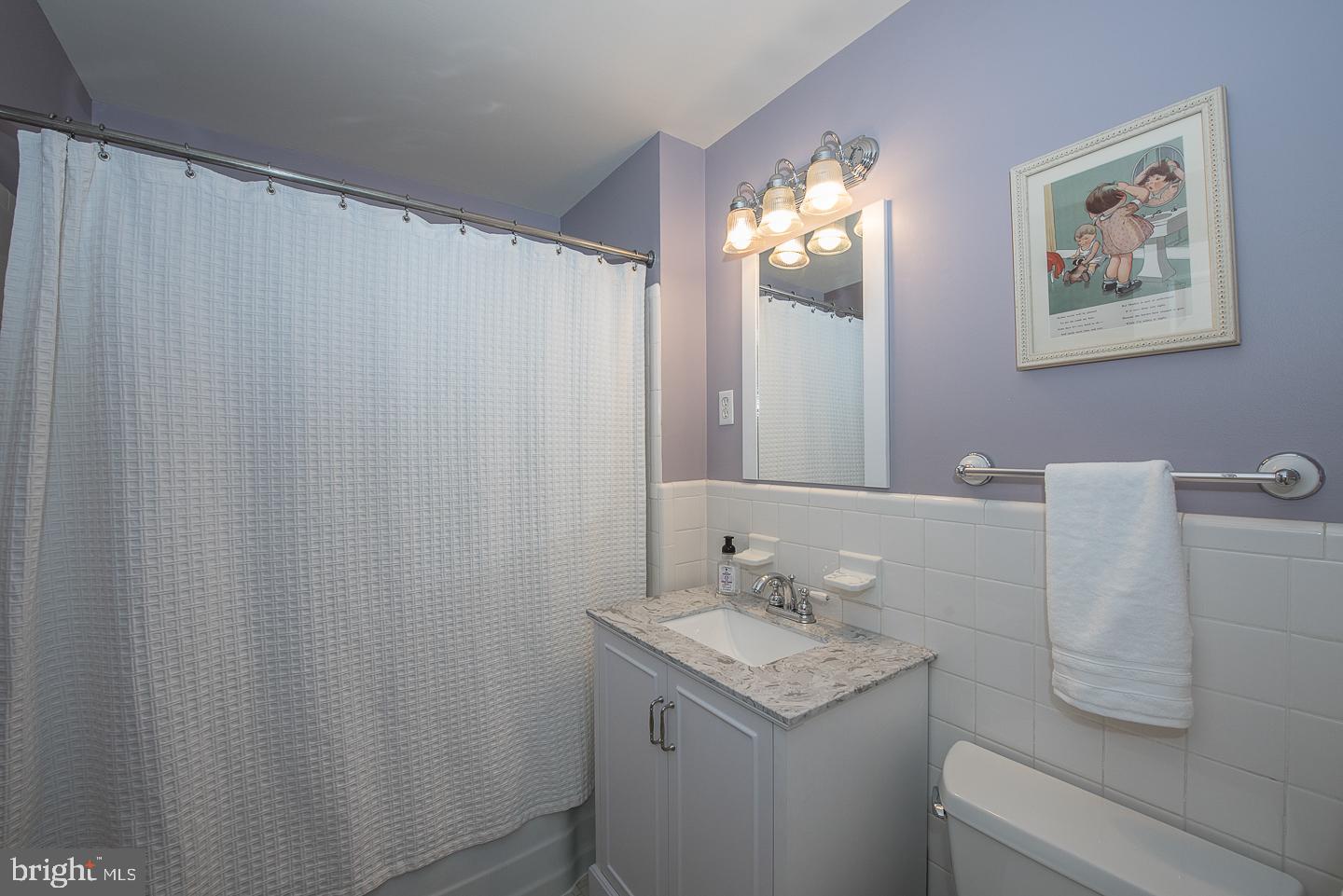 430 Pelham Road Cherry Hill, NJ 08034 - Photo 19 of 30 Hall Full Bath