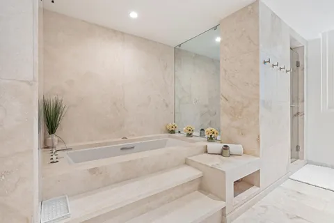 $2,200,000 | 3550 South Ocean Boulevard, Unit 3D, South Palm Beach, FL 33480