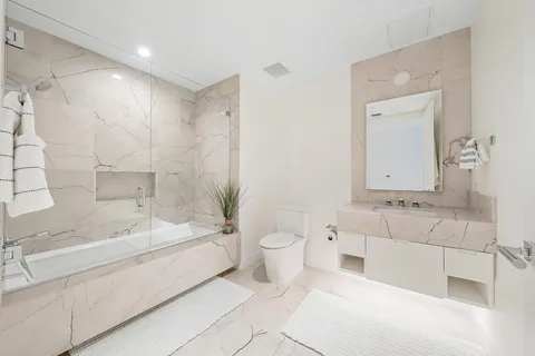 $2,200,000 | 3550 South Ocean Boulevard, Unit 3D, South Palm Beach, FL 33480