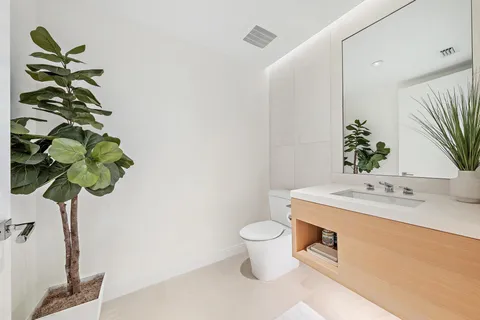 $2,200,000 | 3550 South Ocean Boulevard, Unit 3D, South Palm Beach, FL 33480