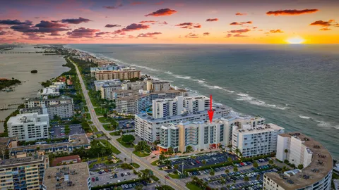 $2,200,000 | 3550 South Ocean Boulevard, Unit 3D, South Palm Beach, FL 33480