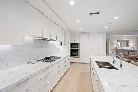 $2,200,000 | 3550 South Ocean Boulevard, Unit 3D, South Palm Beach, FL 33480