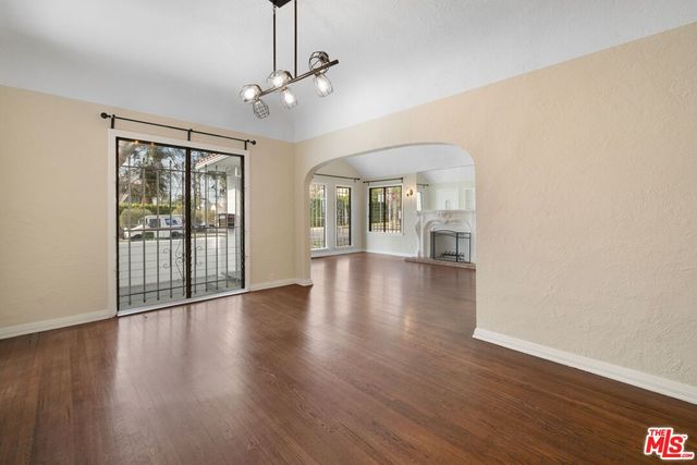 $4,795 | 750 North Spaulding Avenue, Los Angeles, CA 90046