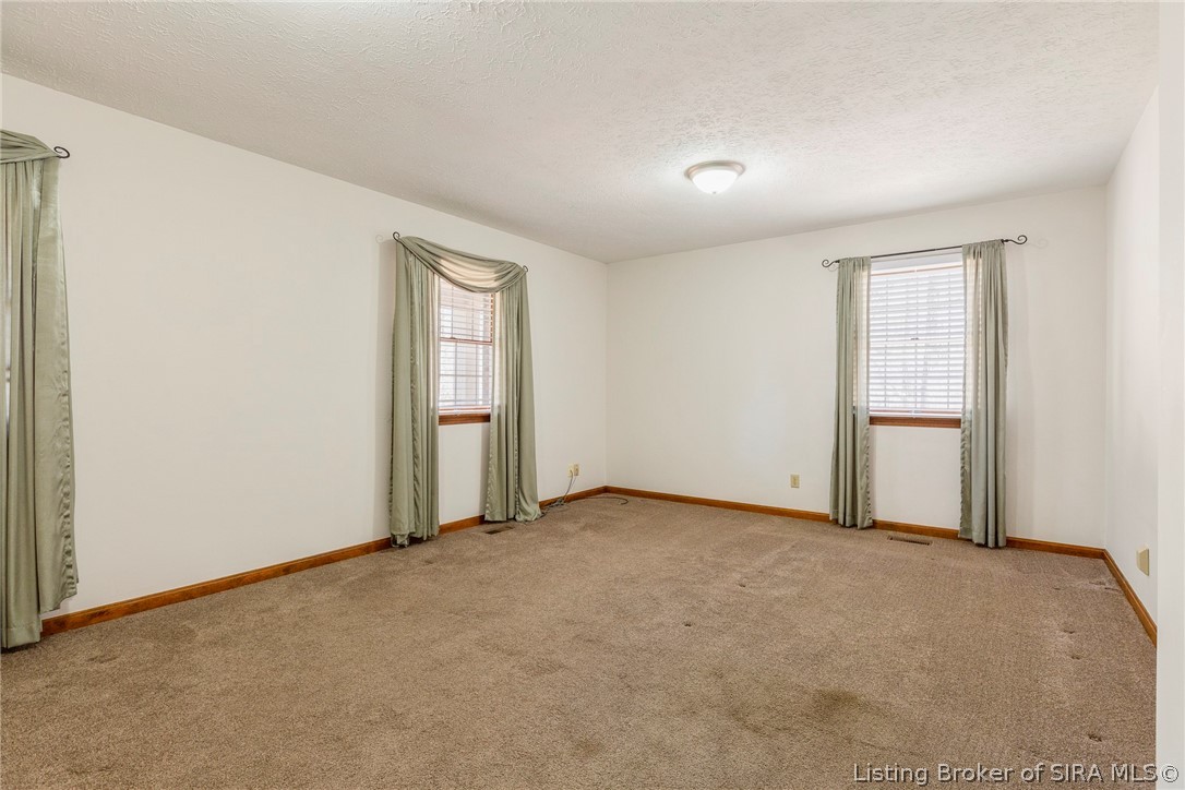4469 Smith Road Floyds Knobs, IN 47119 - Photo 32 of 86 Gallery Image 32