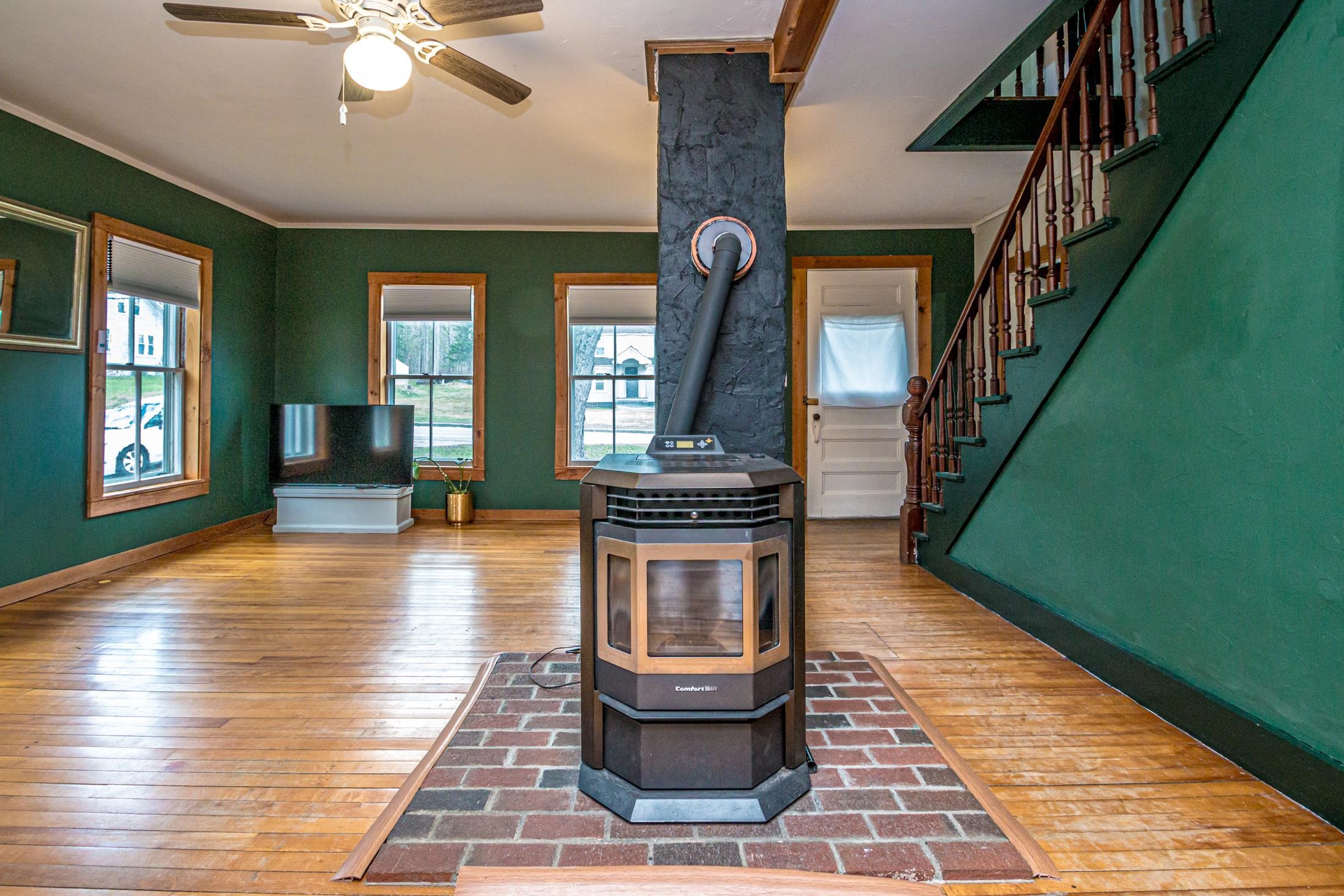 64 Portland Street Lancaster, NH 03584 - Photo 7 of 45