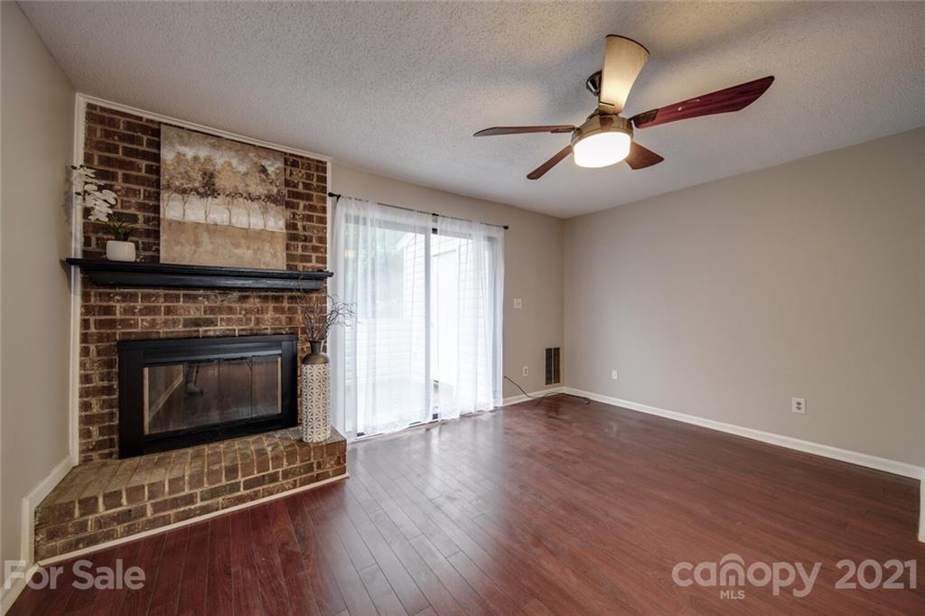 11037 Carmel Crossing Road Charlotte, NC 28226 - Photo 11 of 30