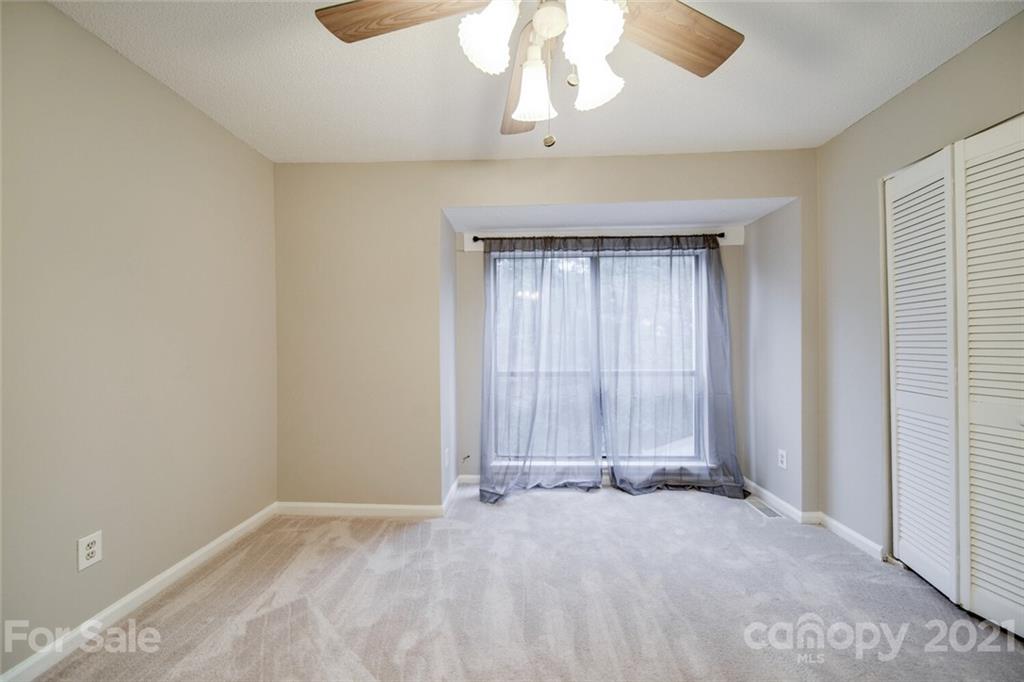 11037 Carmel Crossing Road Charlotte, NC 28226 - Photo 17 of 30