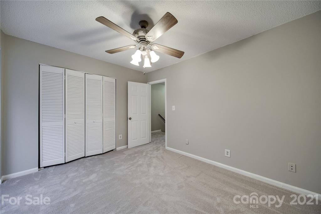 11037 Carmel Crossing Road Charlotte, NC 28226 - Photo 19 of 30