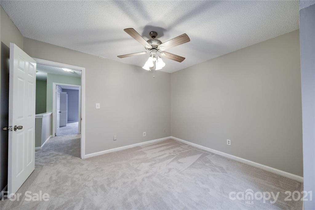 11037 Carmel Crossing Road Charlotte, NC 28226 - Photo 20 of 30