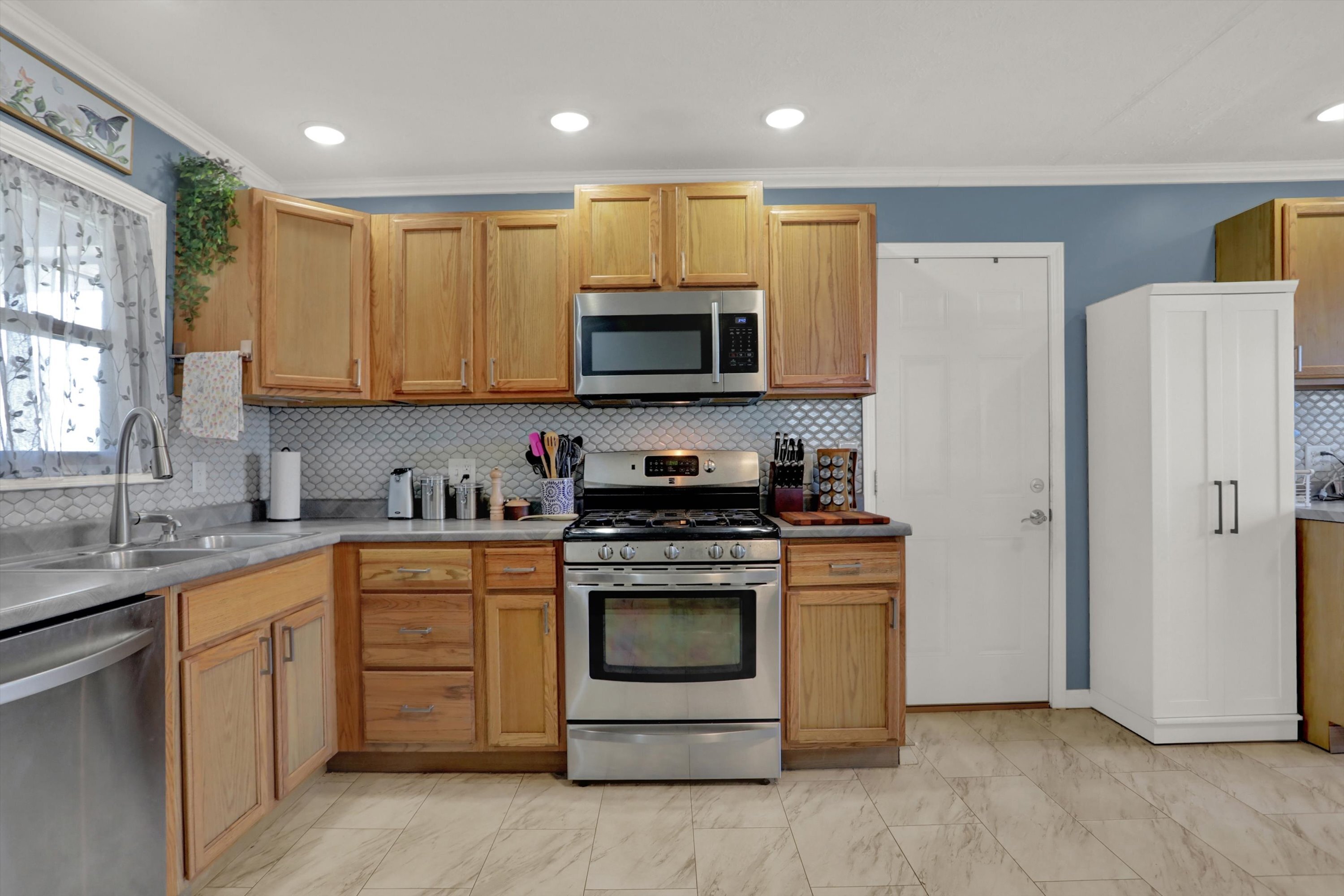 2837 North Centerline Road Franklin, IN 46131 - Photo 10 of 46 Gallery Image 10