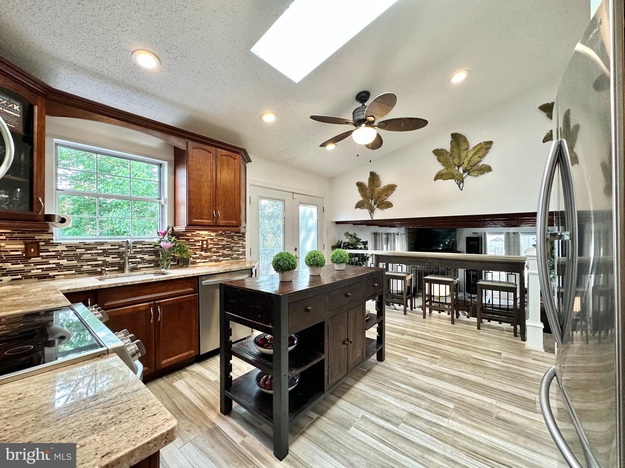 15764 Beau Ridge Drive Woodbridge, VA 22193 - Photo 7 of 36