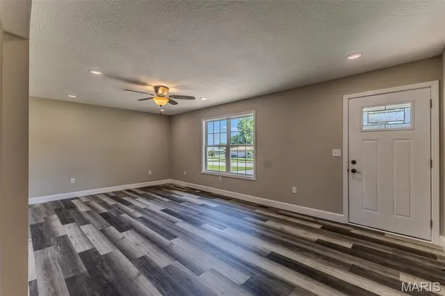 $229,000 | 1507 Finn Drive, Lebanon, MO 65536