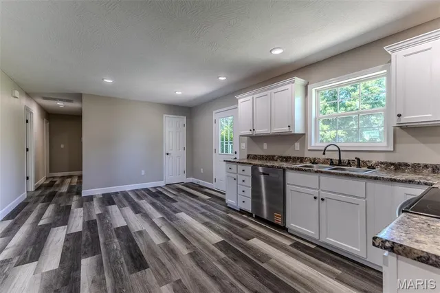 $229,000 | 1507 Finn Drive, Lebanon, MO 65536