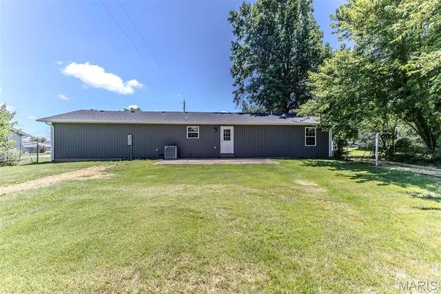 $229,000 | 1507 Finn Drive, Lebanon, MO 65536