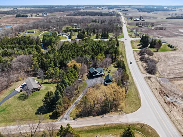 $525,000 | 1605 Gjerpen Lane, Cato, WI 54220