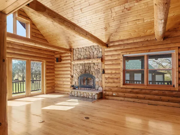 $525,000 | 1605 Gjerpen Lane, Cato, WI 54220