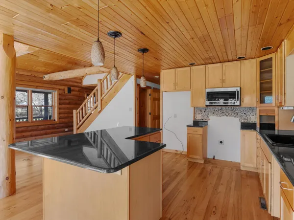 $525,000 | 1605 Gjerpen Lane, Cato, WI 54220