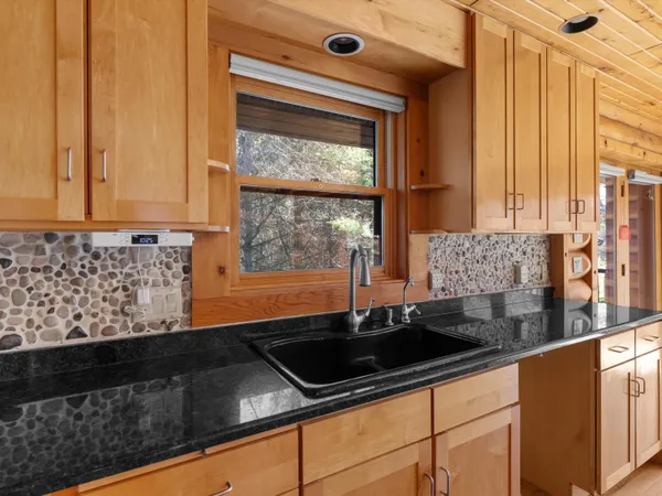 $525,000 | 1605 Gjerpen Lane, Cato, WI 54220